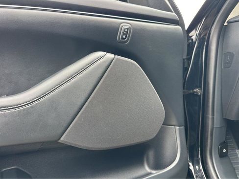 Used 2023 Ford Mustang Mach-E Select image 34