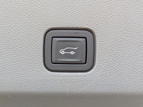 Used 2024 Cadillac XT6 Premium Luxury w/ LPO, Floor Liner Package image 15