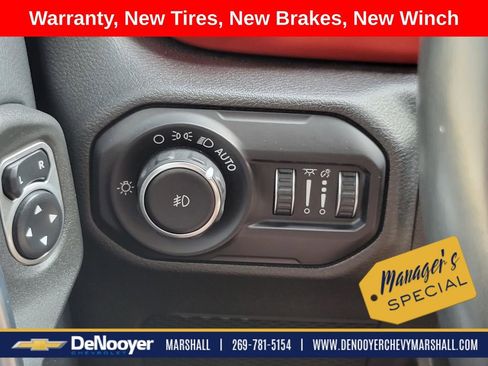 Used 2019 Jeep Wrangler Unlimited Rubicon AWD/4WD image 12