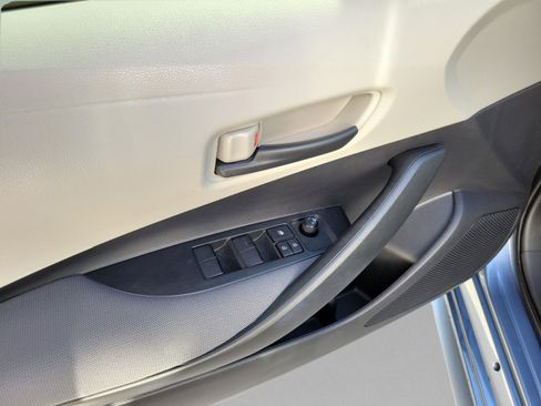 Certified 2022 Toyota Corolla LE FWD image 27