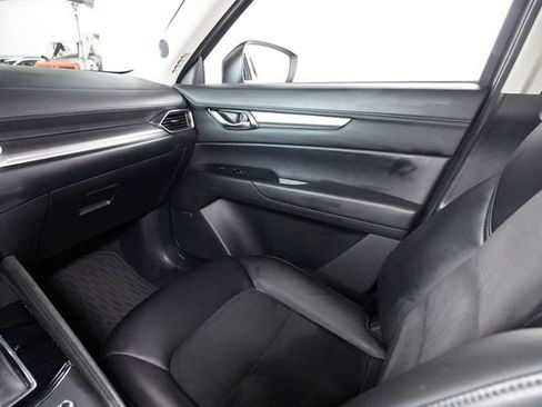 Used 2018 MAZDA CX-5 Touring w/ Preferred Equipment Package AWD/4WD image 8