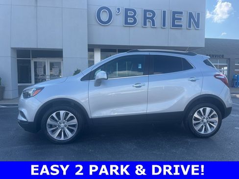 Used 2020 Buick Encore Preferred w/ Safety Package image 2