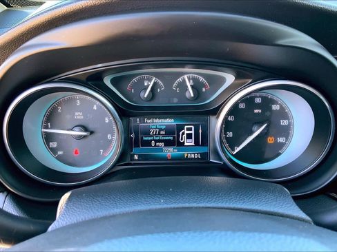 Used 2018 Buick Envision Essence image 21