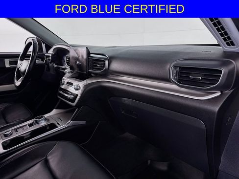 Certified 2022 Ford Explorer XLT w/ Equipment Group 202A image 31