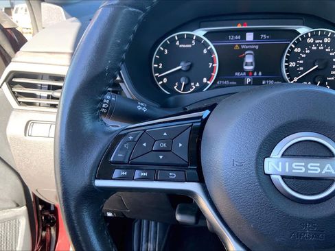 Used 2024 Nissan Altima 2.5 SV w/ SV Premium Package image 23