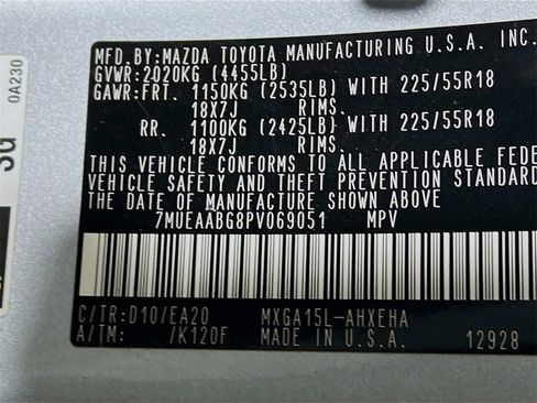 Certified 2023 Toyota Corolla Cross XLE image 29