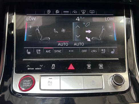 Used 2022 Audi SQ7 Prestige AWD/4WD image 20