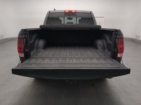 Used 2017 RAM 1500 Big Horn RWD image 29