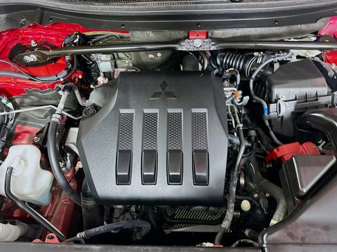 Used 2024 Mitsubishi Eclipse Cross SE image 33