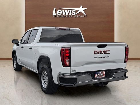 Used 2024 GMC Sierra 1500 Pro w/ Pro Value Package image 4