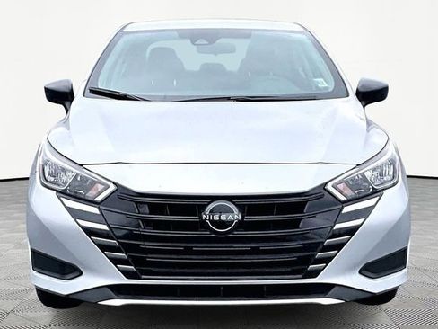 Used 2024 Nissan Versa S w/ S Plus Package image 2