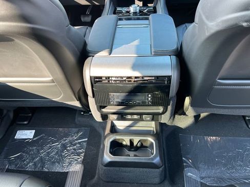 New 2026 Jeep Grand Wagoneer L Limited image 20