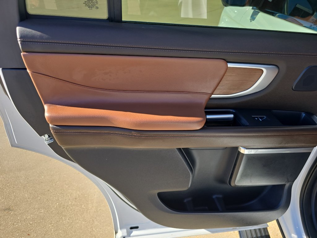 Used 2025 Ford Expedition King Ranch AWD/4WD image 11
