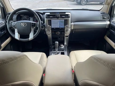Used 2024 Toyota 4Runner SR5 Premium w/ Moonroof Package AWD/4WD image 21