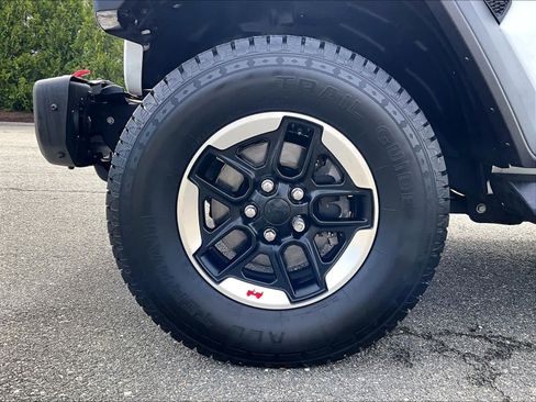 Used 2021 Jeep Wrangler Unlimited Rubicon AWD/4WD image 7
