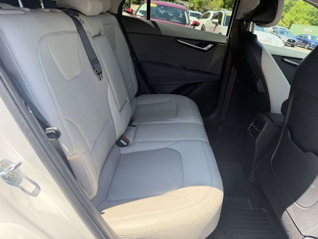 Used 2023 Kia Niro EX Touring FWD image 10