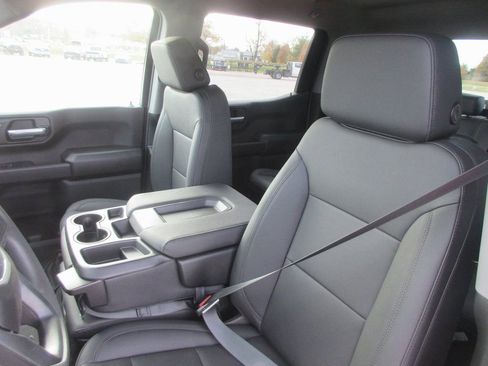 New 2026 GMC Sierra 1500 Pro w/ Pro Value Package image 14