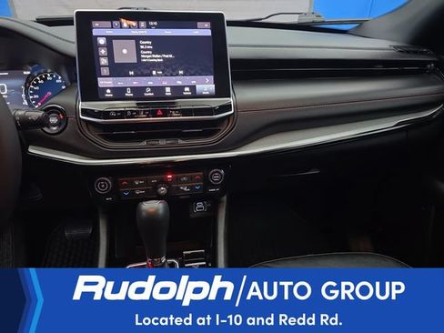 Used 2025 Jeep Compass Trailhawk AWD/4WD image 21
