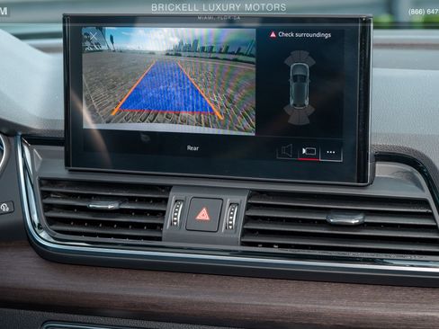 Used 2021 Audi Q5 2.0T Premium w/ Convenience Package image 23