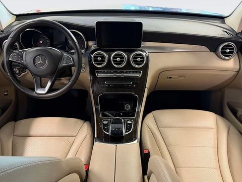 Used 2017 Mercedes-Benz GLC 300 4MATIC image 13
