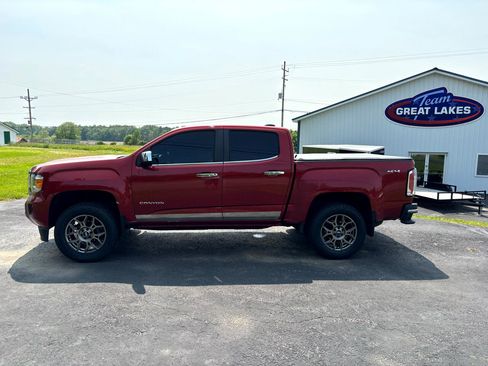 Used 2015 GMC Canyon SLT w/ Driver Alert Package image 8