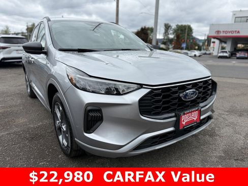 Used 2024 Ford Escape ST-Line image 5