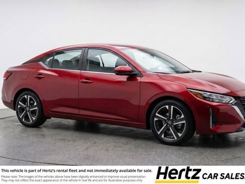 Used 2025 Nissan Sentra SV image 1