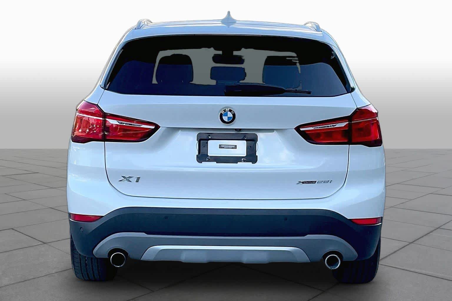 Used 2018 BMW X1 xDrive28i w/ Premium Package AWD/4WD image 4