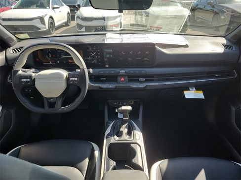 New 2026 Kia K4 GT-Line image 16