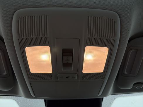 Used 2025 MAZDA CX-5 AWD 2.5 S w/ Preferred Package image 33