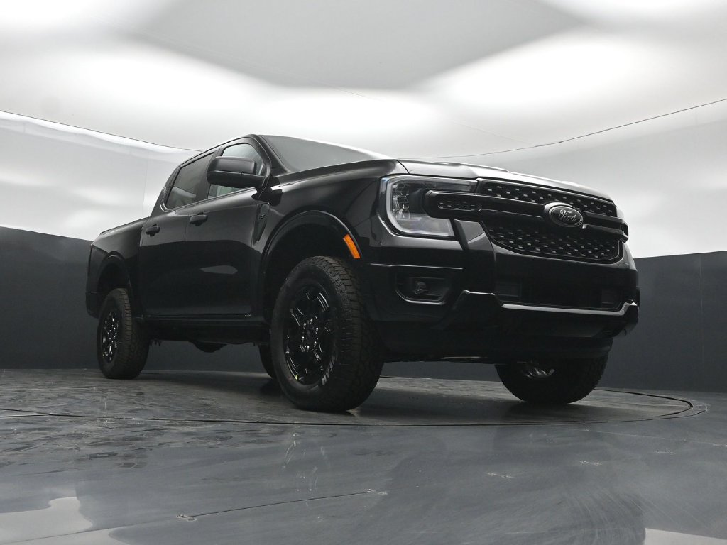 New 2026 Ford Ranger XLT w/ Black Appearance Package AWD/4WD image 42