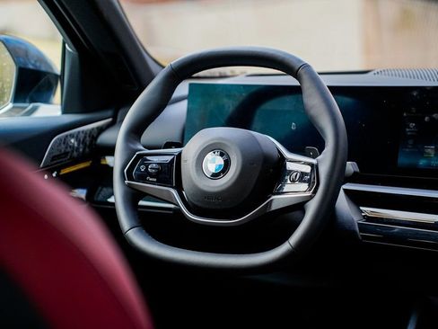 Certified 2025 BMW 530i xDrive w/ Premium Package image 13