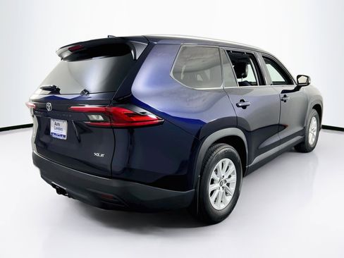 Used 2024 Toyota Grand Highlander AWD image 5