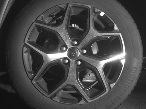 Used 2025 Jeep Compass Limited image 14