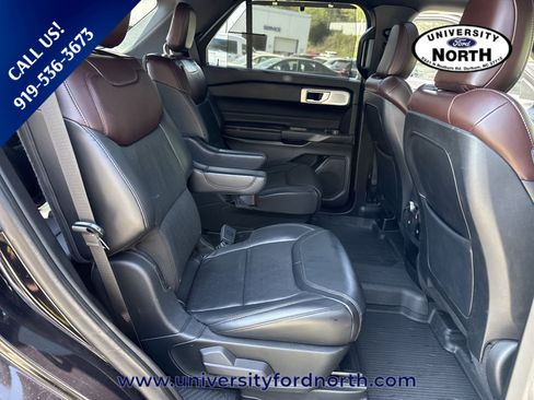 Used 2020 Ford Explorer Platinum w/ Premium Technology Package image 40