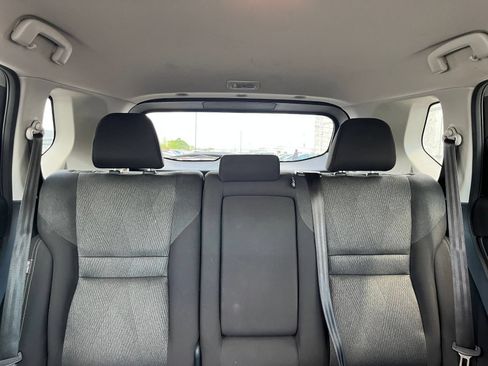 Used 2025 Nissan Rogue SV FWD image 40