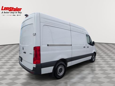 Used 2025 Mercedes-Benz Sprinter 2500 image 5