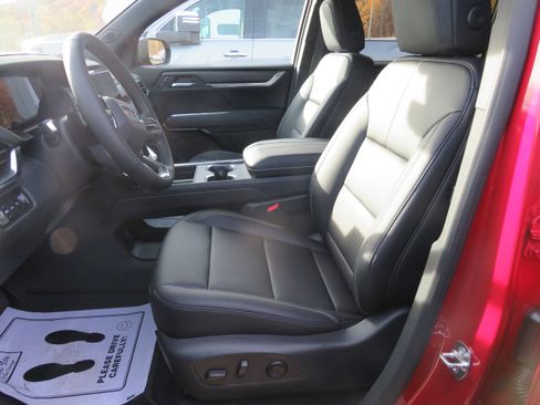 New 2026 GMC Acadia Elevation w/ Black Edition image 12