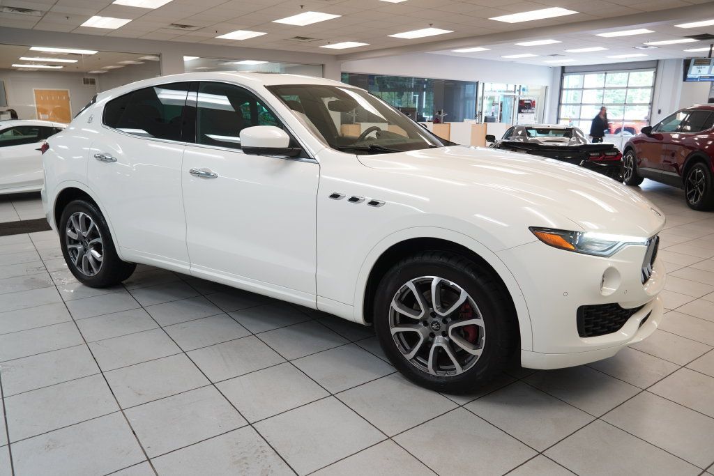 Used 2021 Maserati Levante AWD/4WD image 16