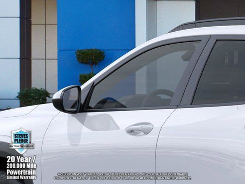 New 2026 Chevrolet Trax LT w/ Driver Confidence Package image 12