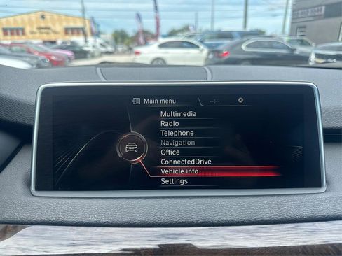 Used 2016 BMW X5 xDrive50i AWD/4WD image 12