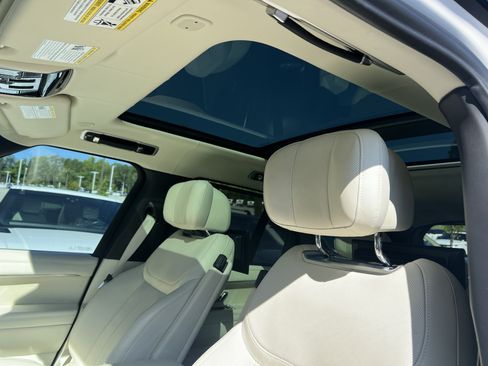 Certified 2024 Land Rover Range Rover Autobiography AWD/4WD image 14