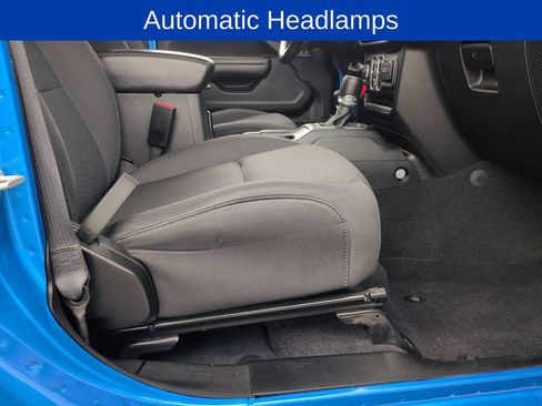 Used 2022 Jeep Wrangler Unlimited Sport AWD/4WD image 26