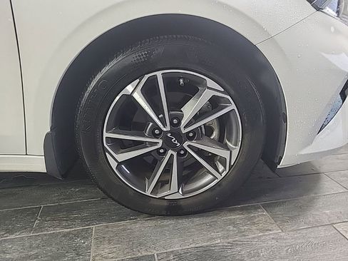 Used 2023 Kia Forte GT-Line image 5