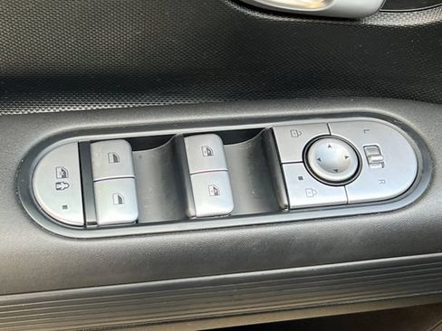 Used 2024 Hyundai Ioniq 5 SEL RWD image 14