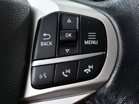 Used 2022 Ford Explorer XLT w/ Equipment Group 202A AWD/4WD image 34