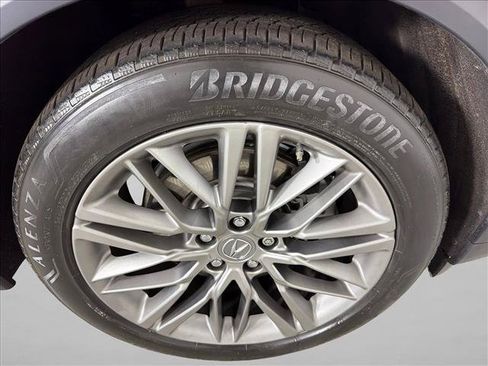 Used 2023 Acura MDX SH-AWD w/ Advance Package image 14