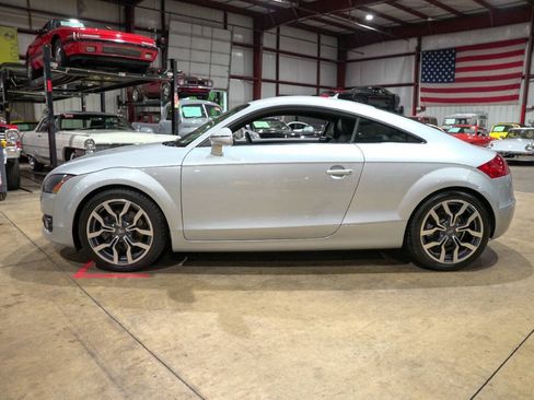 Used 2009 Audi TT 2.0T Premium Plus FWD image 4