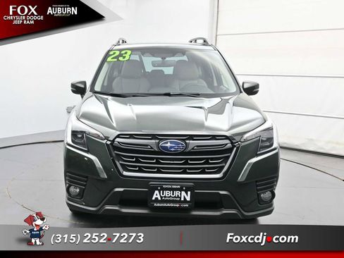 Used 2023 Subaru Forester Limited image 3