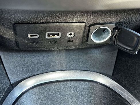 Used 2024 Chevrolet Malibu LT FWD image 29